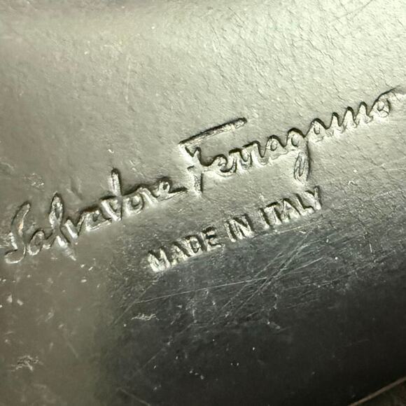 Salvatore Ferragamo black suede pumps heels patent bow detail women's 7.5 B - Picture 5 of 10